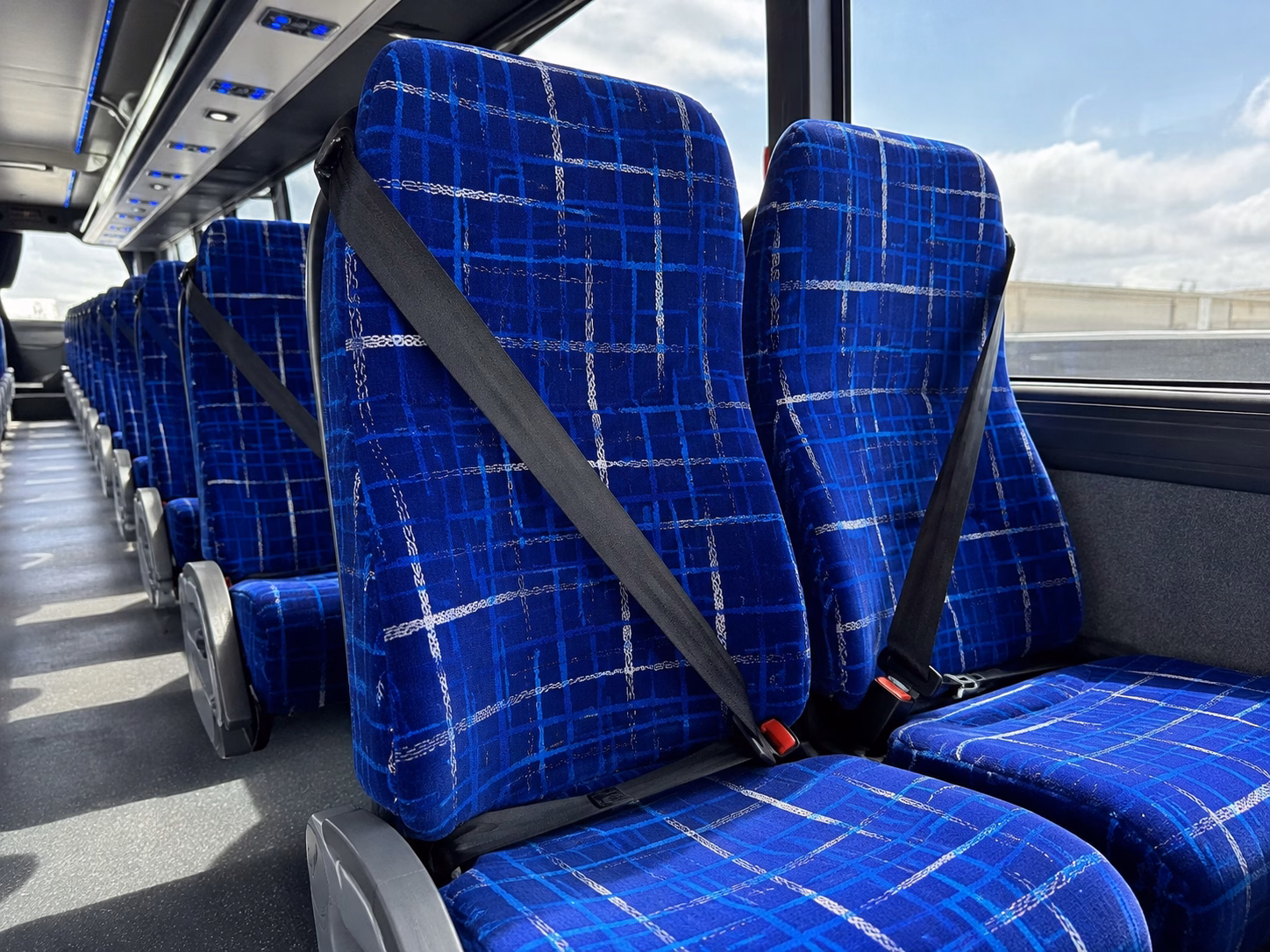 santa barbara wine country charter buses for bigger groups