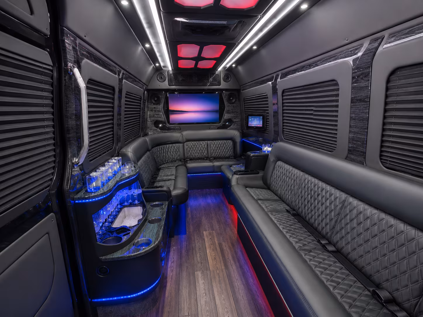 torrance 28 passenger party bus
